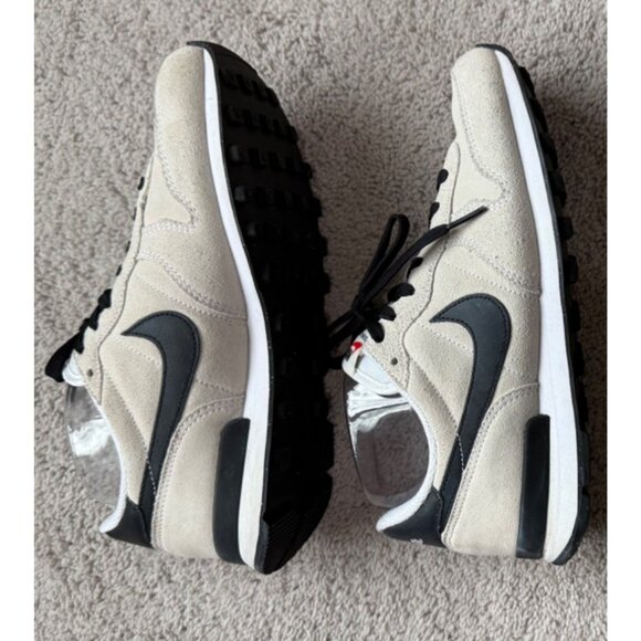 Nike Sneakers Womens Size 7.5 Internationalist Ivory / Beige Style CW7637-991 - Picture 8 of 14